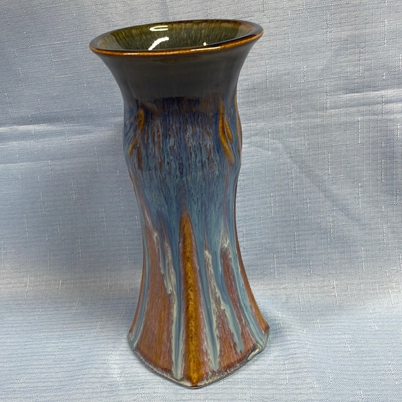 Bill Campbell art pottery vase